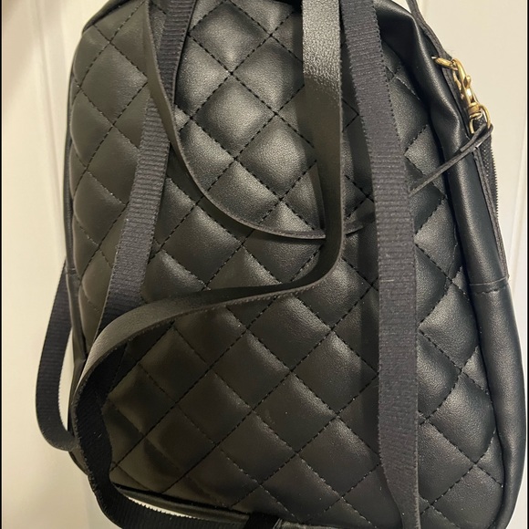 Mini minimalist Quilted classic backpack - Picture 8 of 9